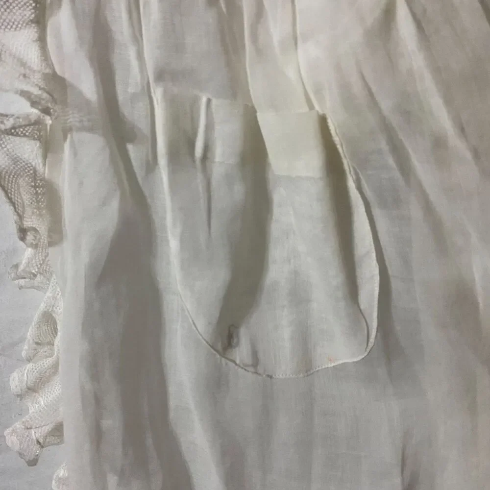 #5734 Womens White Sheer Lace Half Hostess Apron rust stains
